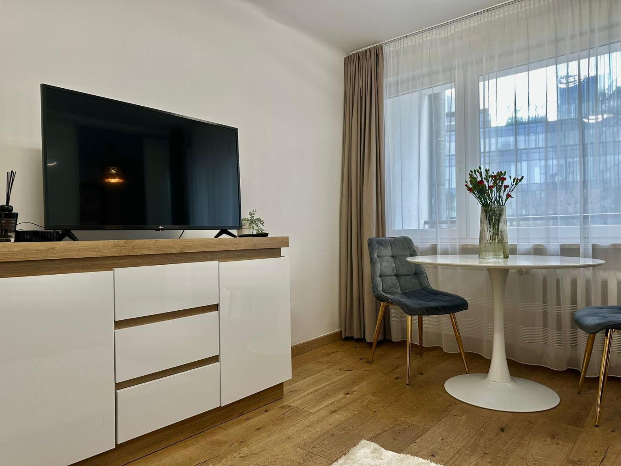 Appartement Chmielna 106 - Free Parking - Duzy Balkon à Varsovie Extérieur photo